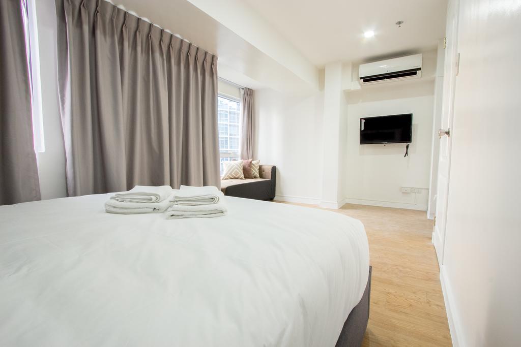 Oasis Regency @ Fort Victoria Bgc Taguig Esterno foto