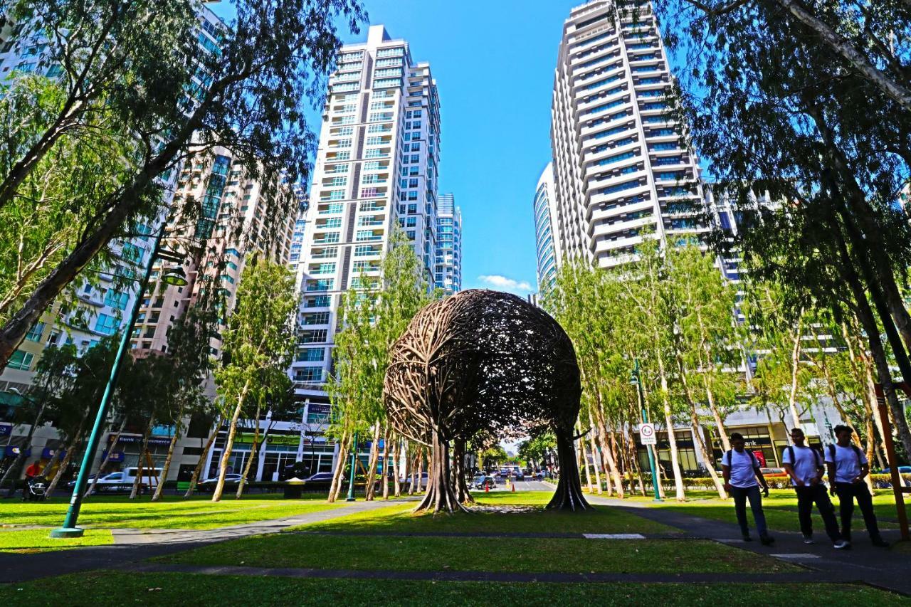 Oasis Regency @ Fort Victoria Bgc Taguig Esterno foto