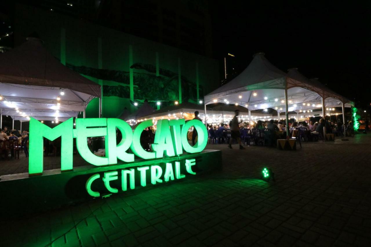 Oasis Regency @ Fort Victoria Bgc Taguig Esterno foto